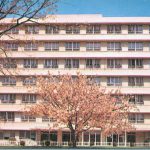 Edificio Principal del Hospital (Frente)