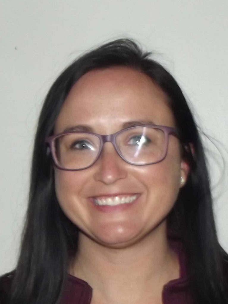 Kayla Meade - Supervisora de laboratorio