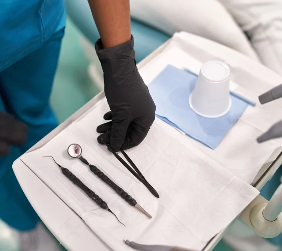 El Programa Dental Móvil de los Servicios de Desarrollo de DBHDS atiende a personas con discapacidades del desarrollo en la comunidad.